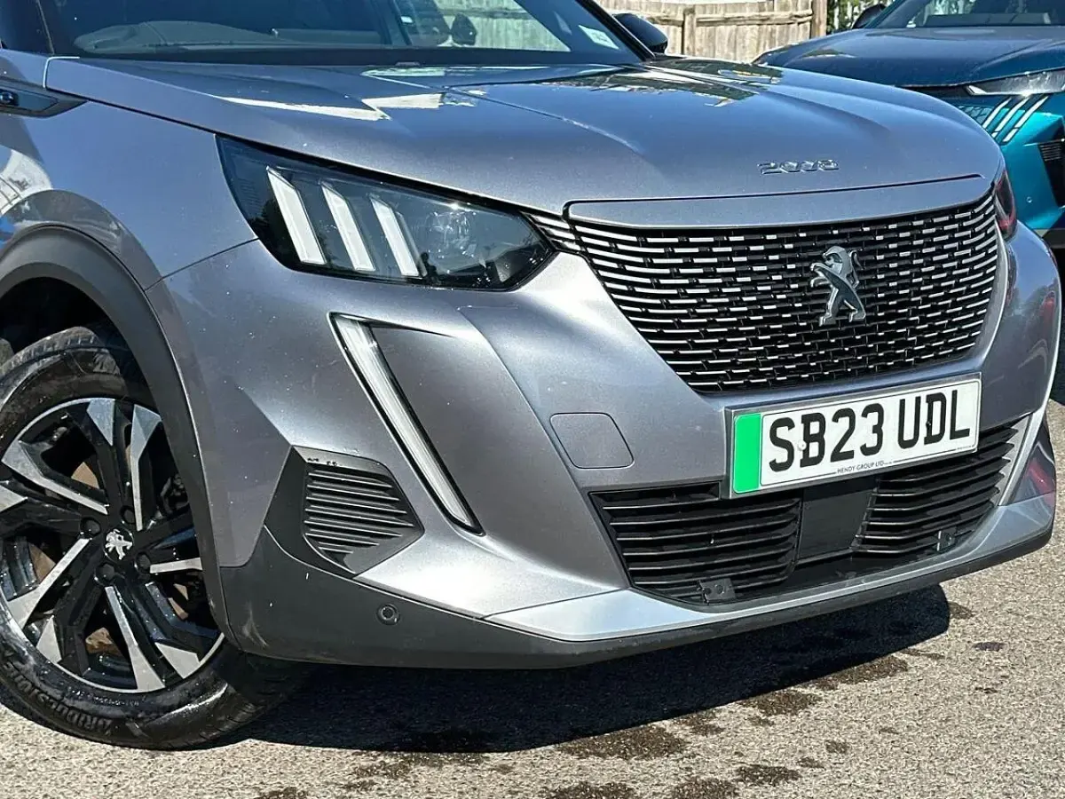 Used Peugeot e-2008 GT 98 kW (134 HP) 2023 Grey SUV