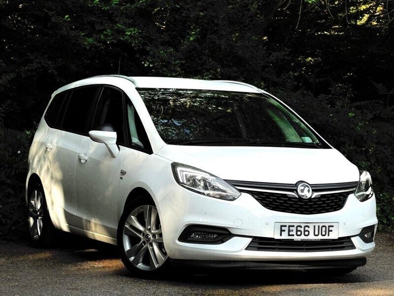 White Used 2016 Vauxhall Zafira Tourer SRi MPV | £7,195 (Fair price) - Image 1/4