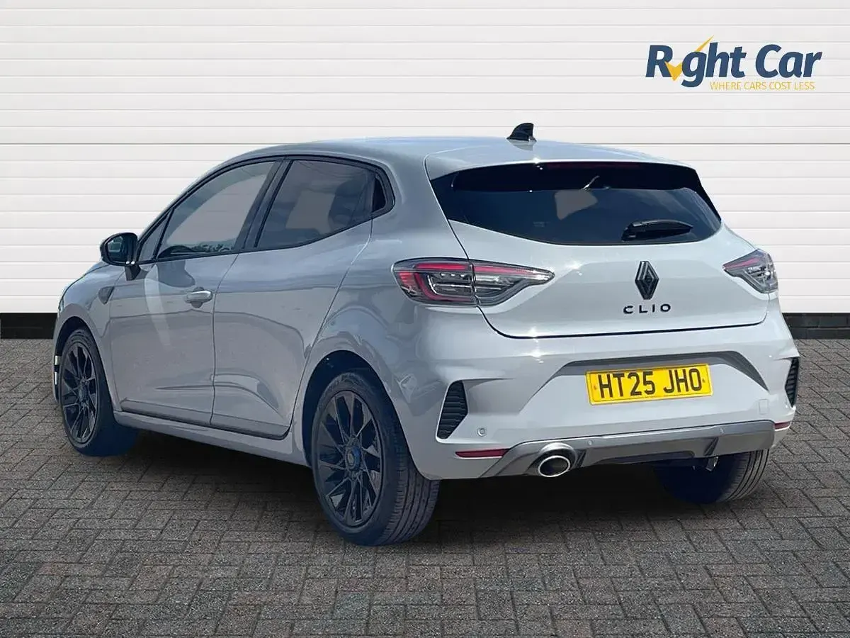 Used Renault Clio Esprit Alpine 90 HP (66 kW) 2025 Grey  Hatchback