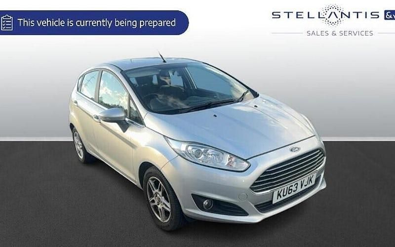 Used 2017 Ford Fiesta Zetec Hatchback | £5,000 (Super price) - Image 1/1