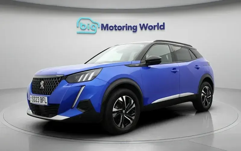 Used Peugeot 2008 GT 131 HP (96 kW) 2023 Blue SUV