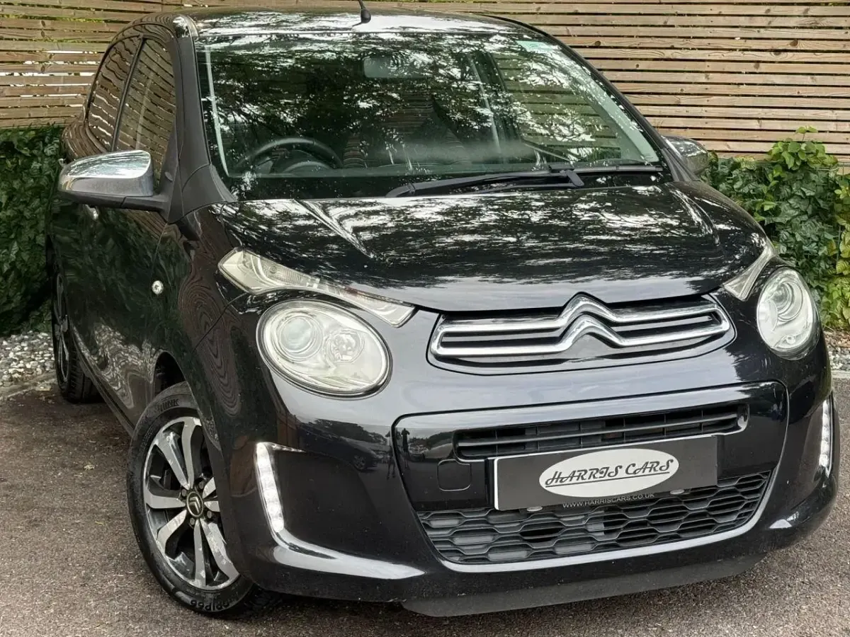 Used Citroën C1 Flair 72 HP (52 kW) 2018 Black Hatchback