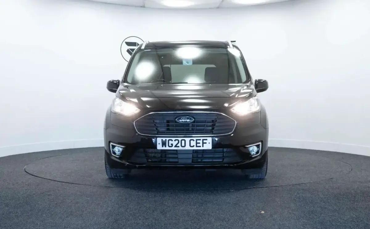 Used Ford Grand Tourneo Connect Titanium 120 HP (88 kW) 2020 Black MPV