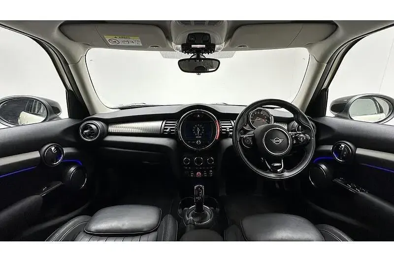 Used Mini Cooper S Exclusive 192 HP (141 kW) 2020 White Hatchback