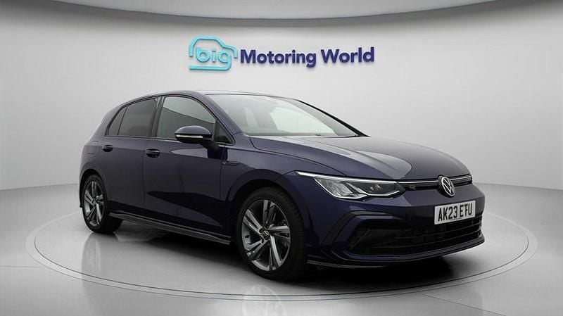 Used VW Golf VIII R-line 150 HP (110 kW) 2023 Blue Hatchback