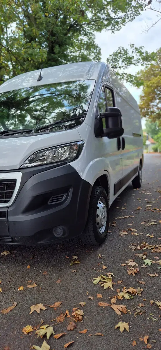 Used Peugeot Boxer 140 HP (102 kW) 2022 White Van
