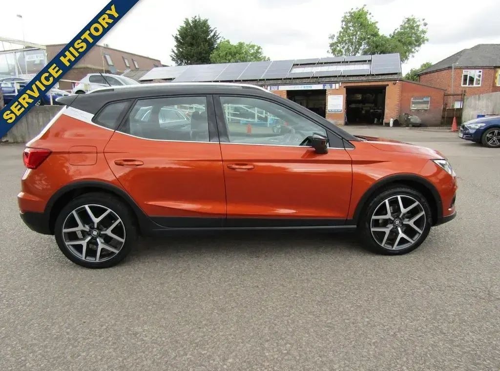 Used Seat Arona XCELLENCE Lux 95 HP (69 kW) 2020 Orange SUV