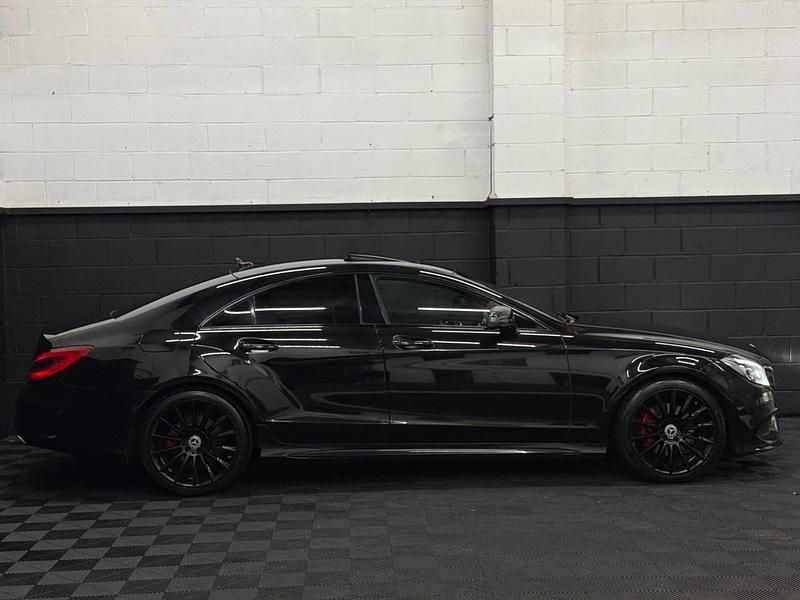 Used Mercedes CLS220 AMG Line Premium Plus 170 HP (125 kW) 2015 Black Coupe