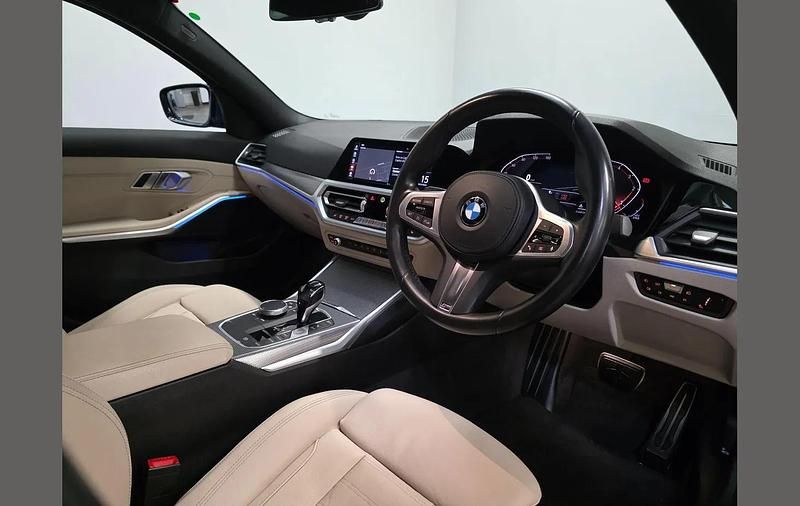 Used BMW 318 M Sport 147 HP (108 kW) 2019 Blue Sedan