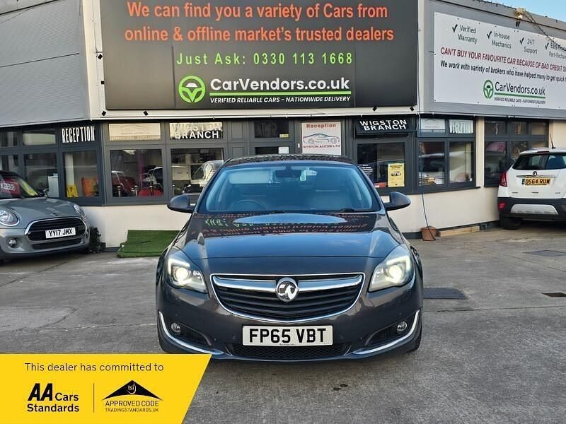 Used Vauxhall Insignia Elite 136 HP (100 kW) 2015 Grey Hatchback