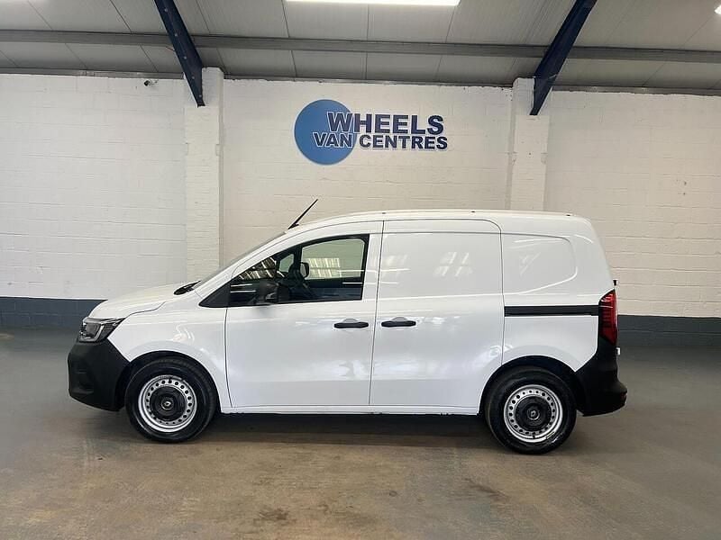 Used Renault Kangoo 2022 White MPV