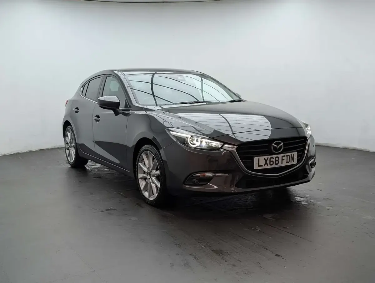 Used Mazda 3 Inclusive 120 HP (88 kW) 2018 Grey Hatchback