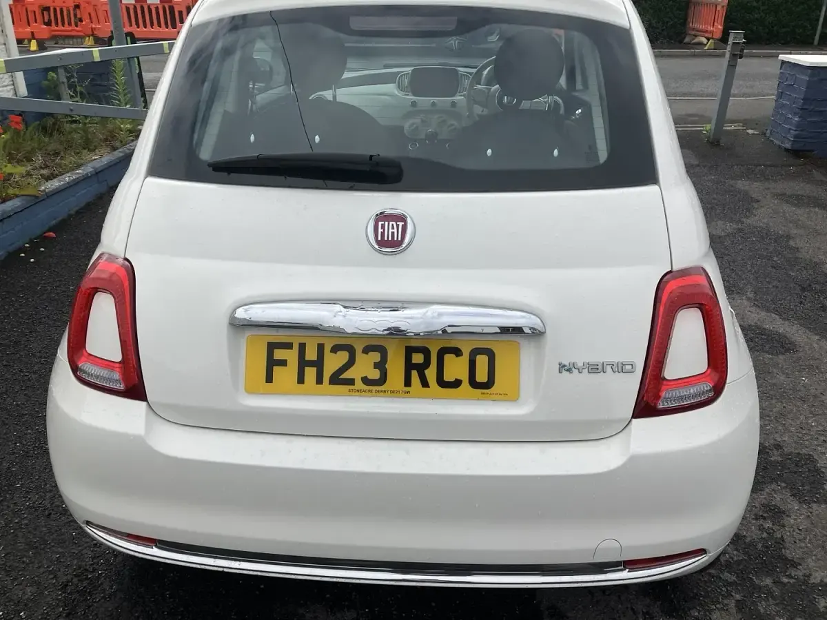 Used Fiat 500 70 HP (51 kW) 2023 White Hatchback