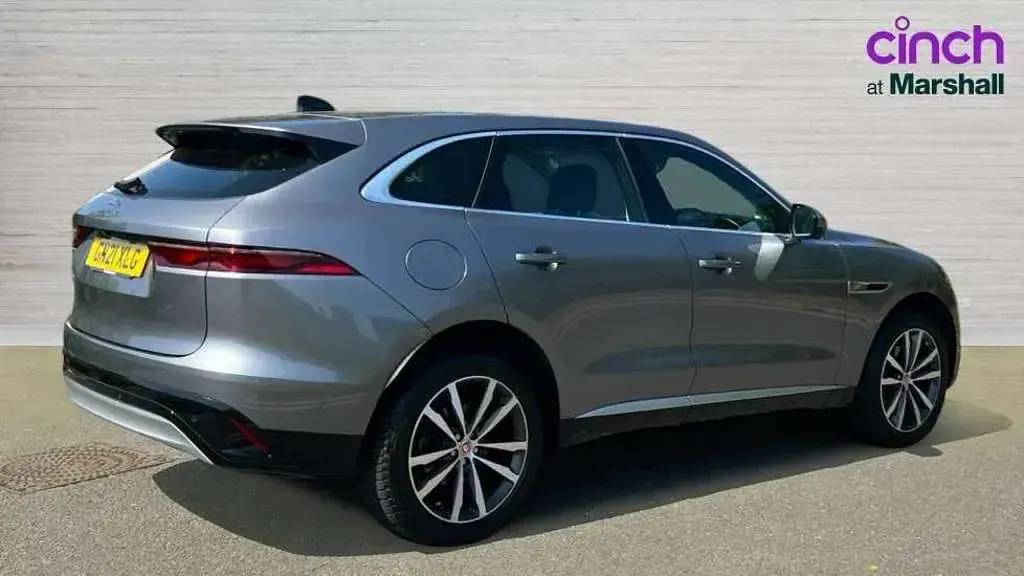 Used Jaguar F-Pace SE 204 HP (150 kW) 2021 Grey SUV