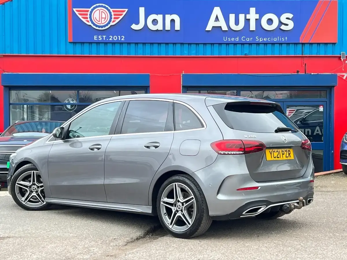 Used Mercedes B200 Executive 163 HP (119 kW) 2021 Grey Hatchback