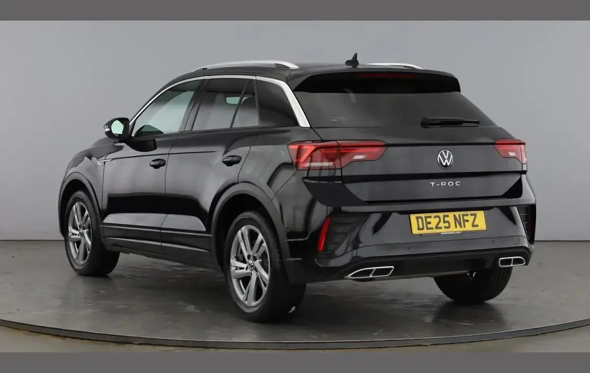 Gebraucht VW T-Roc Cabriolet R-line 147 PS (108 kW) 2025 Schwarz SUV