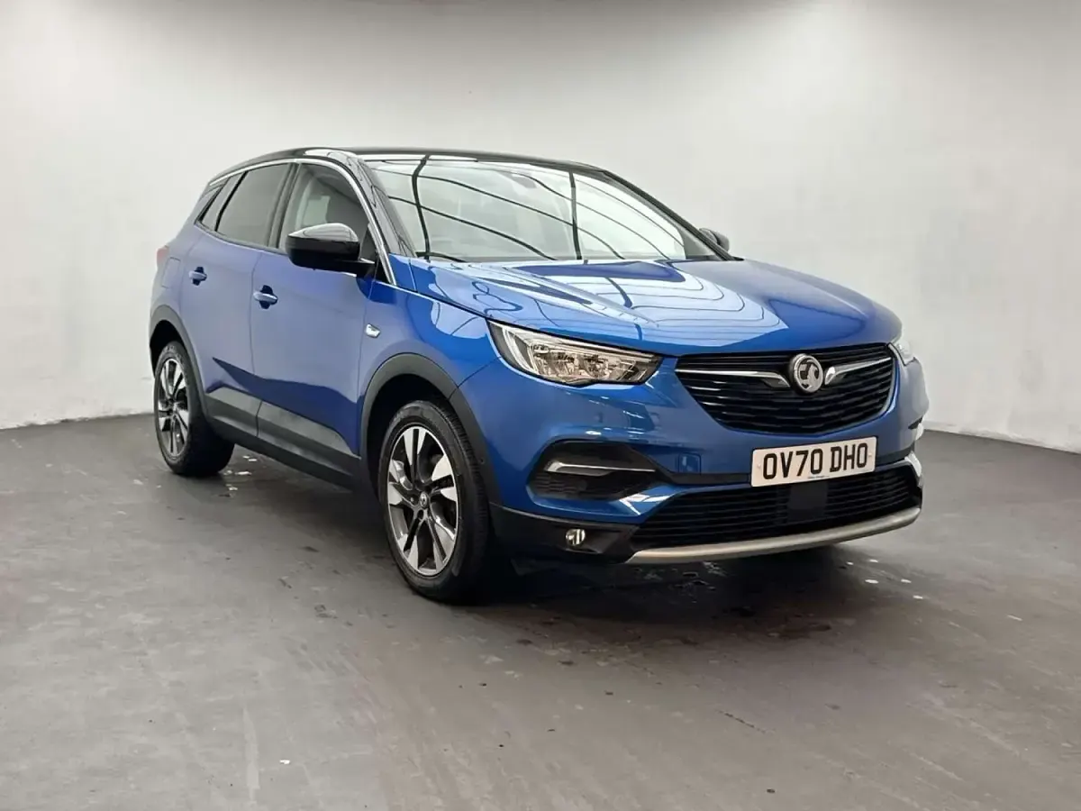 Used Vauxhall Grandland X SRi 130 HP (95 kW) 2020 Blue SUV