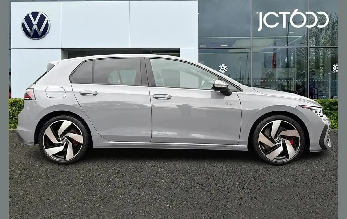 Used VW Golf VIII GTI 261 HP (191 kW) 2025 Grey Hatchback