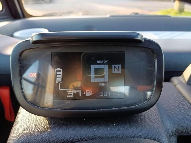 Blue Used 2022 Citroën AMI Coupe | £4,911 (Fair price) - Image 1/4