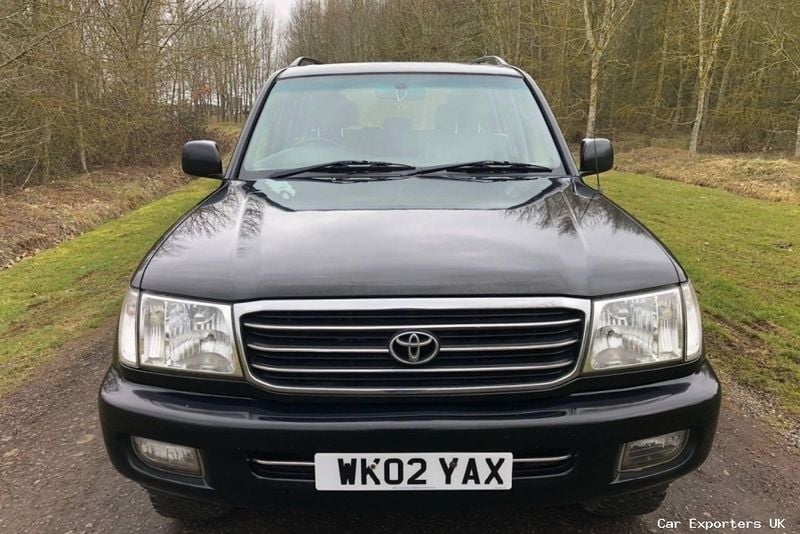 Used Toyota Land Cruiser 201 HP (147 kW) 2002 SUV