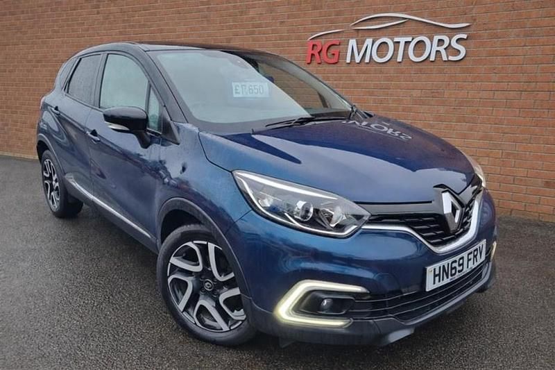 Used Renault Captur Iconic 90 HP (66 kW) 2019 Blue/black SUV