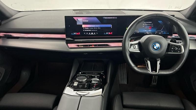 Used BMW 530e M Sport 295 HP (216 kW) 2025 Grey Estate