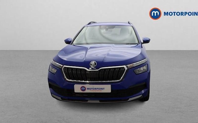 Begagnad Skoda Kamiq SE 95 HK (69 kW) 2023 Blå SUV