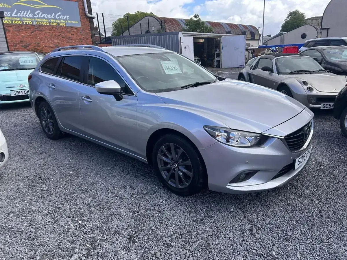 Usado Mazda 6 150 HP (110 kW) 2016 Prateado Carrinha