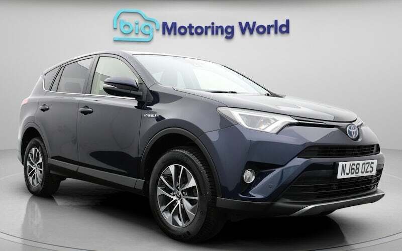 Used 2018 Toyota RAV4 Hybrid SUV | £16,400 (Super price) - Image 1/4