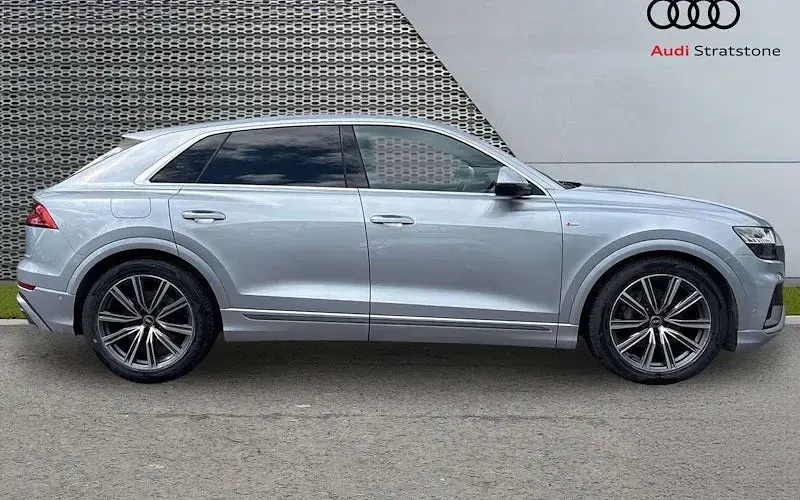 Used Audi Q8 S-Line 286 HP (210 kW) 2023 SUV