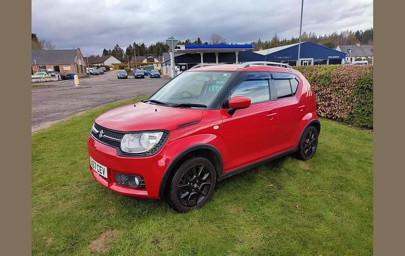 Used Suzuki Ignis SZ-T 90 HP (66 kW) 2018 Red SUV