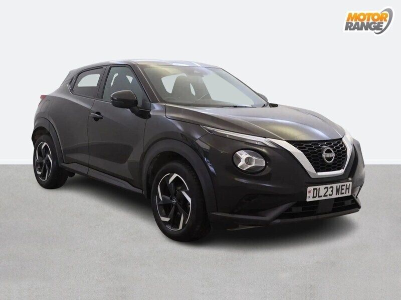 Black Used 2023 Nissan Juke N-Connecta SUV | £13,295 (Fair price) - Image 1/4