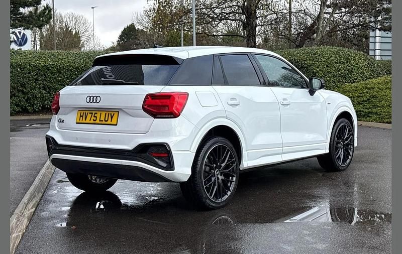 Used Audi Q2 Black Edition 150 HP (110 kW) 2025 White SUV