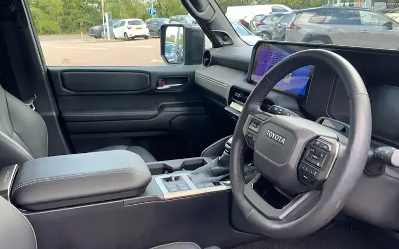 Used Toyota Land Cruiser 204 HP (150 kW) 2025 Black SUV