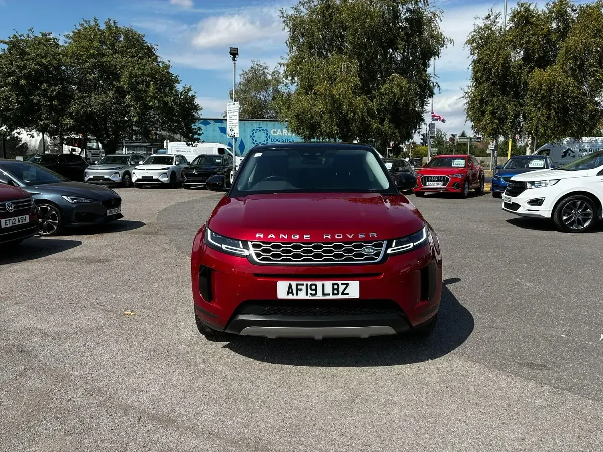 Used Land Rover Range Rover evoque SE 249 HP (183 kW) 2019 Red SUV