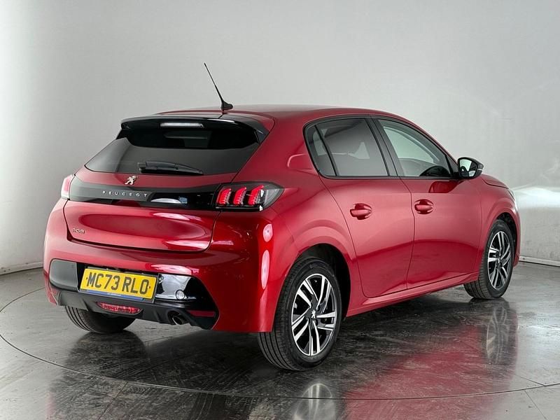Used Peugeot 208 Allure+ 102 HP (75 kW) 2023 Red Hatchback