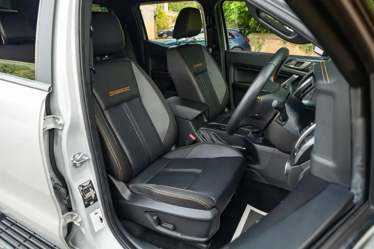 Second-hand Ford Ranger Wildtrack 210 CP (154 kW) 2022 Argintiu Pickup