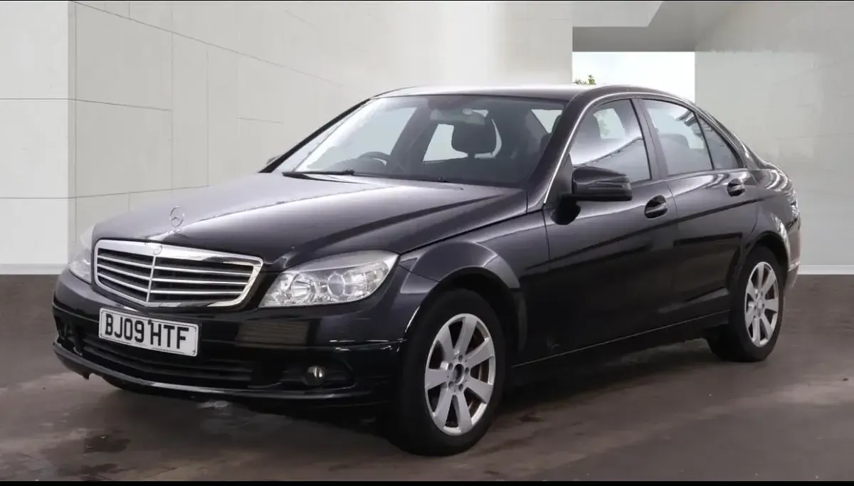 Used Mercedes C220 SE 170 HP (125 kW) 2009 Black Sedan