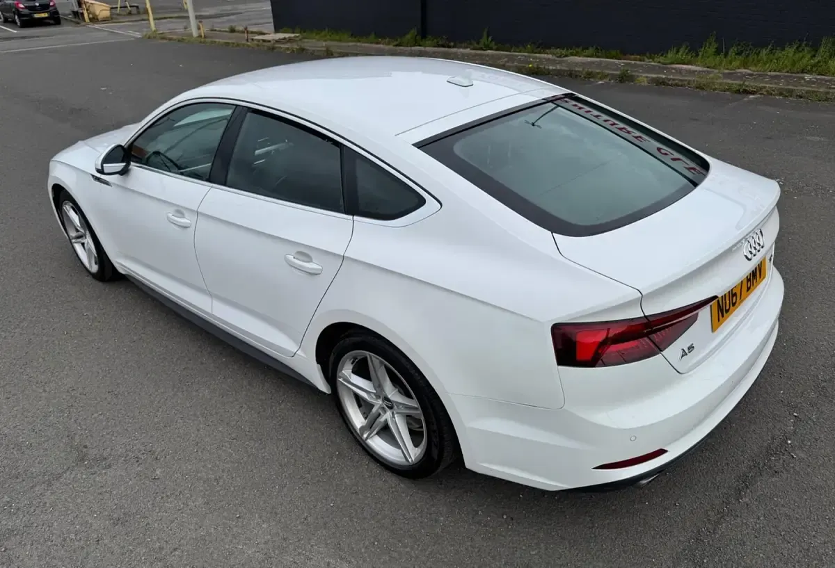 Used Audi A5 Sportback S-Line 150 HP (110 kW) 2017 White Hatchback