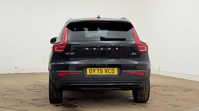 Used Volvo XC40 Plus 194 HP (142 kW) 2026 SUV