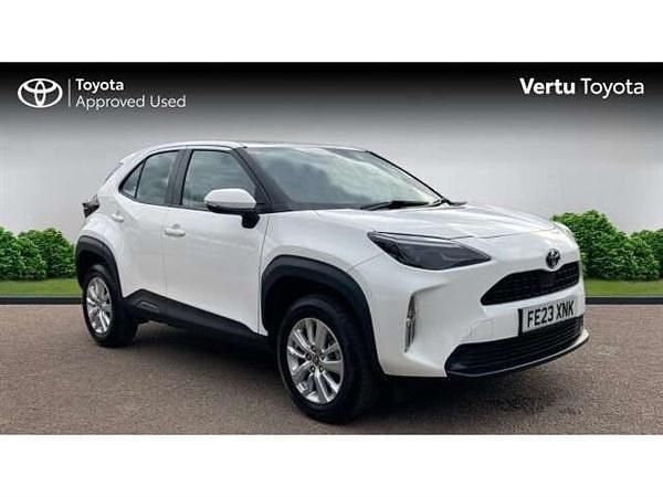 White Used 2023 Toyota Yaris Cross SUV | £19,347 (Super price) - Image 1/4