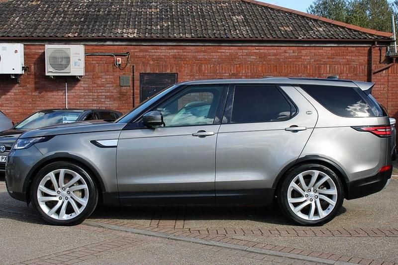 Used Land Rover Discovery 5 HSE Luxury 2019 Silver SUV