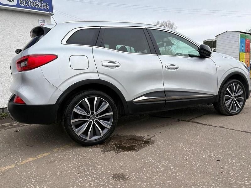 Usado Renault Kadjar Signature 130 HP (95 kW) 2018 Prateado SUV