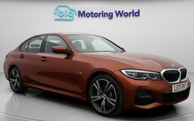 Used BMW 330e M Sport 292 HP (214 kW) 2021 Orange Sedan