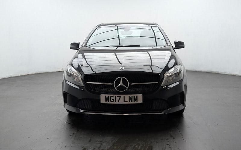 Used Mercedes A160 102 HP (75 kW) 2017 Black Hatchback