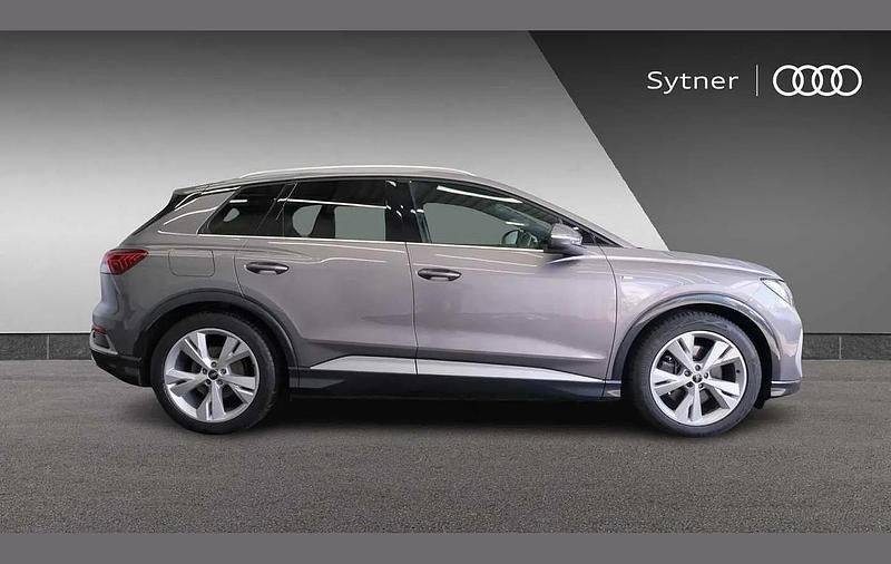 Used Audi Q4 e-tron S-Line 150 kW (204 HP) 2022 Grey SUV