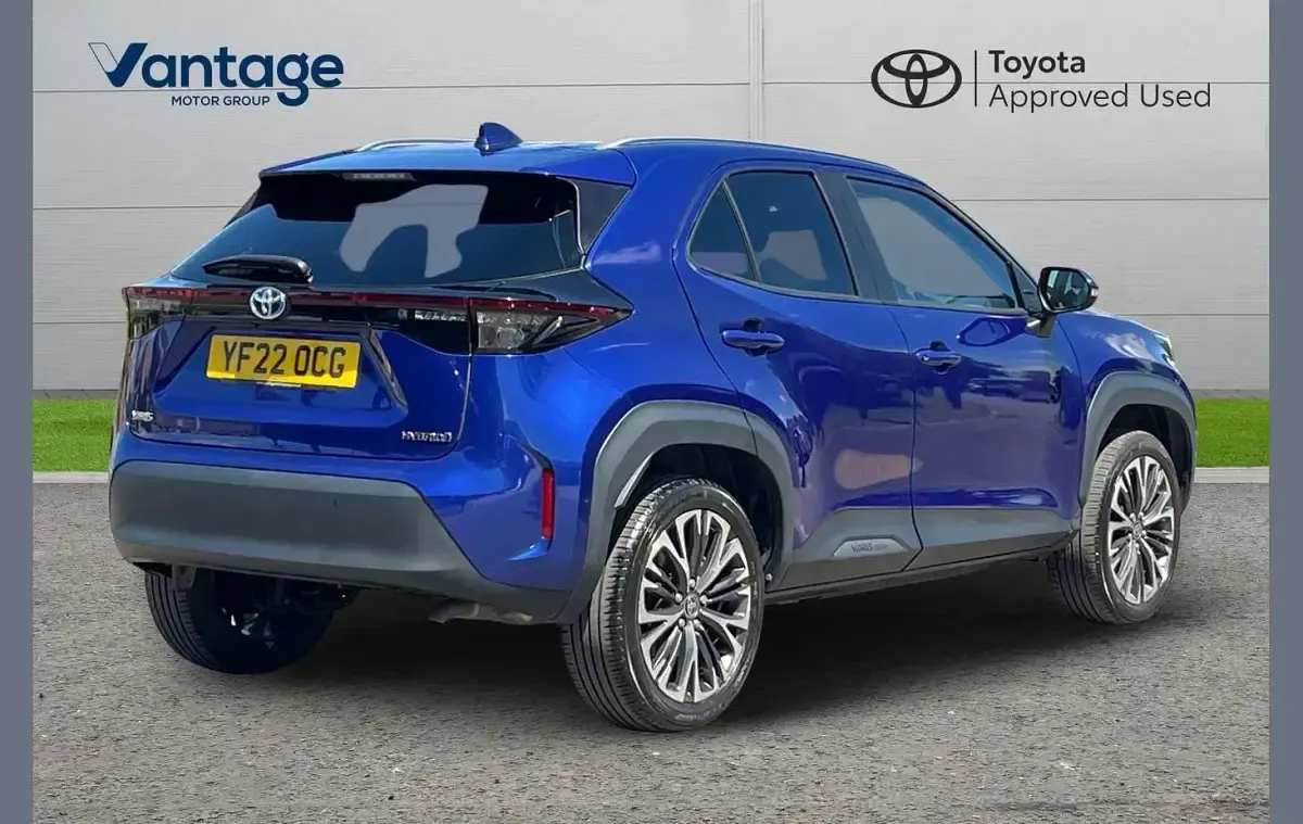 Used Toyota Yaris Cross 113 HP (83 kW) 2022 Blue SUV