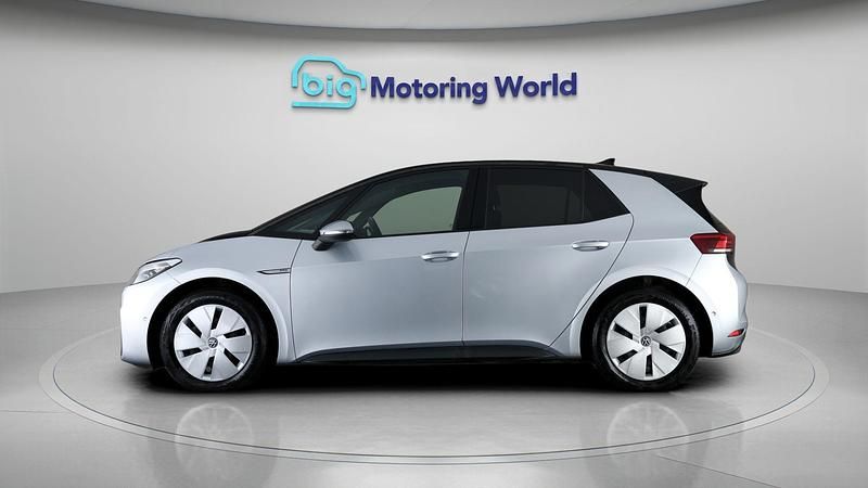 Usado VW ID.3 Pro Performance 150 kW (204 HP) 2023 Prateado Citadino