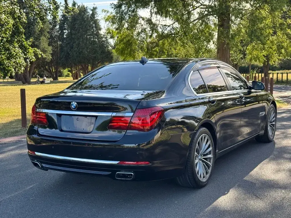 Used BMW 750 Executive 2016 Black Sedan