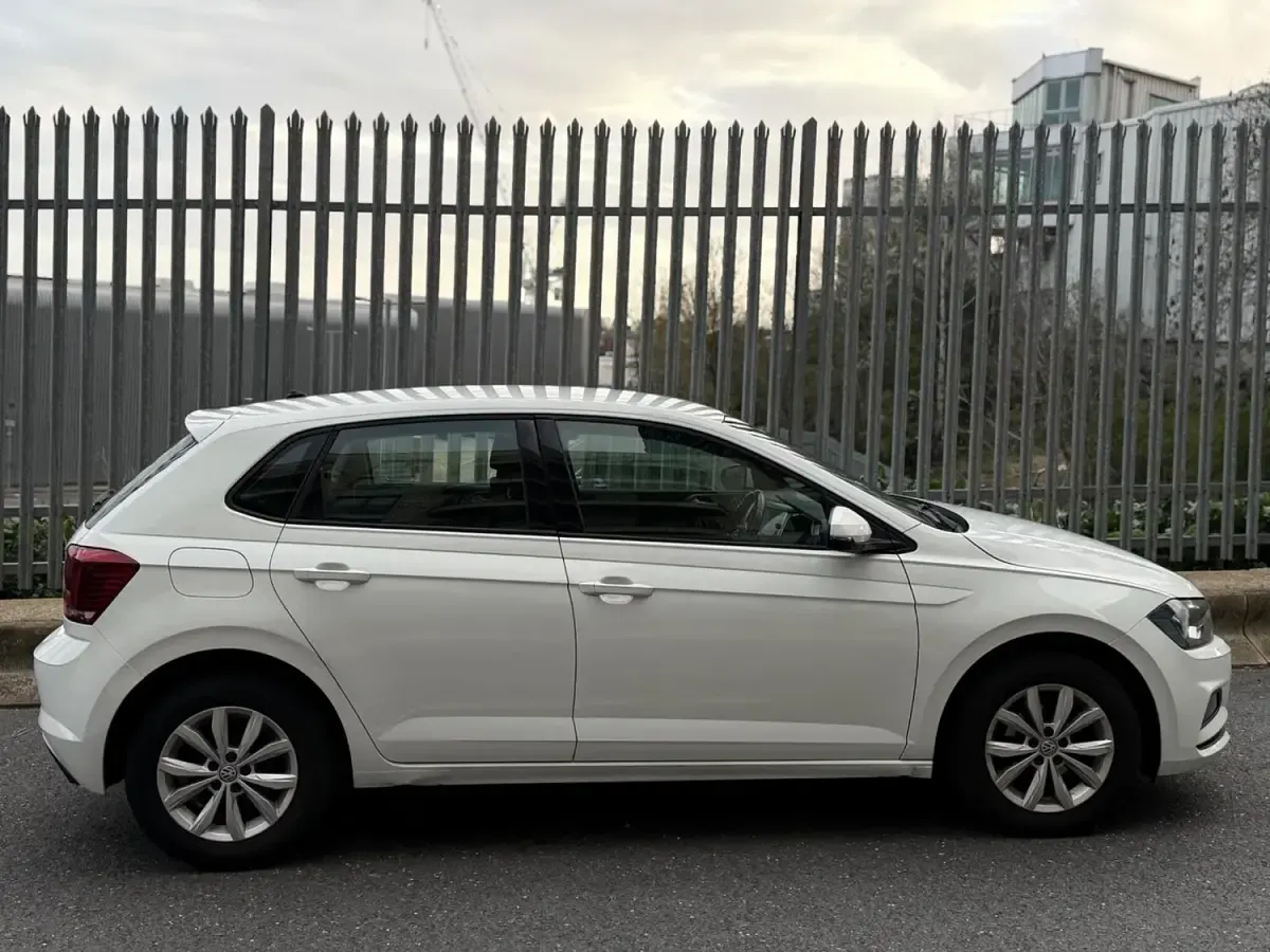 Used VW Polo SE 2018 White Hatchback